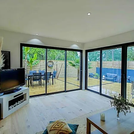Vakantiehuis De Buch - Maison Chaleureuse -